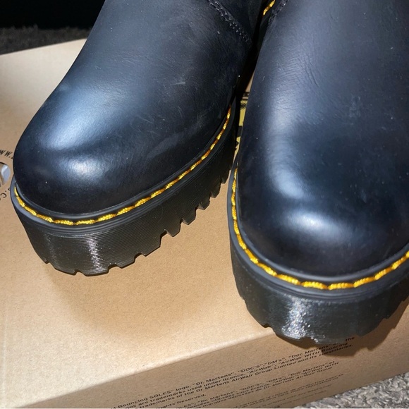 Dr. Martens Rometty BLACK BURNISHED
WYOMING BOOT / 23917001 - Picture 5 of 8